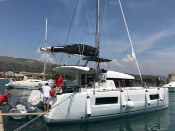 Yacht Booking, Yacht Reservation - Lagoon 40 - 4 + 2 cab - Nathalie