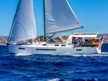 Yacht Booking, Yacht Reservation - Sun Loft 47 - 6 + 1 cab. - Asti