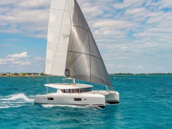 Yacht Booking, Yacht Reservation - Lagoon 42 - 4 + 2 cab. - JADE }