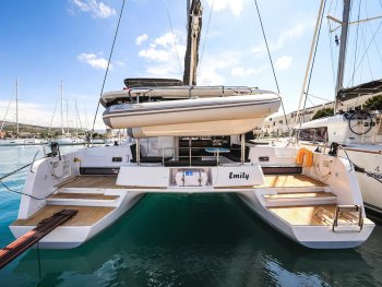 Yacht Booking, Yacht Reservation - Lagoon 42 - 4 + 2 cab. - Emily