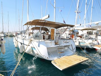 Prenájom jachty, dovolenka na jachte - Bavaria Cruiser 56 - 5 + 1 cab. - El Karinjo