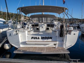 Yacht Booking, Yacht Reservation - Oceanis 51.1 - Full Moon