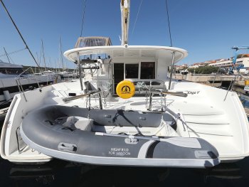 Prenájom jachty, dovolenka na jachte - Lagoon 400 S2 - 4 + 2 cab. - Kinga V