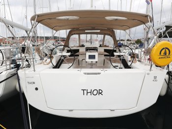 Pronájem jachty, dovolená na jachtě - Dufour 430 GL - Thor