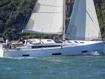 Yacht Booking, Yacht Reservation - Dufour 430 - Marista