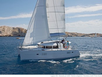 Yacht Booking, Yacht Reservation - Lagoon 400 S2 - 4 + 2 cab. - Miss Moneypenny