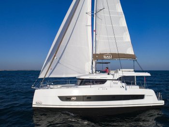 Prenájom jachty, dovolenka na jachte - Bali Catspace - Sailin}