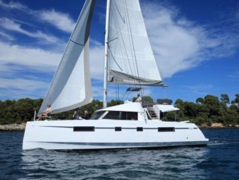 Yacht Booking, Yacht Reservation - Nautitech 46 Fly - 3 + 1 cab. - MEA COULE PAS}