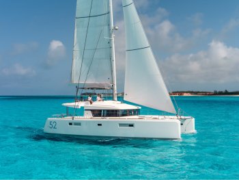 Yacht Booking, Yacht Reservation - Lagoon 52 F - 6 + 2 cab. - JADRO_DB