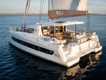 Yacht Booking, Yacht Reservation - Bali Catsmart - 4 + 1 cab. - GoWithTheFlow}