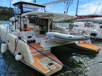 Yacht Booking, Yacht Reservation - Lagoon 42 - 4 + 2 cab. - Bolubo}