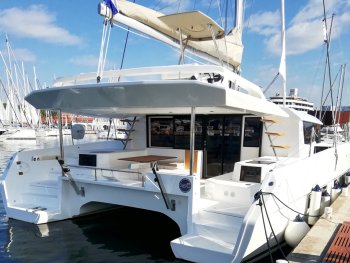 Yacht Booking, Yacht Reservation - Dufour 48 Catamaran - 5 + 1 cab. - Believe}
