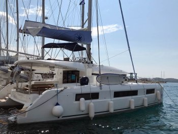 Pronájem jachty, dovolená na jachtě - Lagoon 450 F - 4 + 2 cab. - Linnea af Sweden 