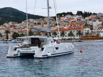Prenájom jachty, dovolenka na jachte - Fountaine Pajot Astrea 42 - 4 + 2 cab. - Ocean Runner