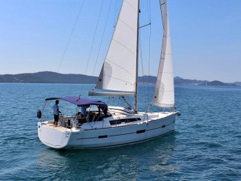 Yacht Booking, Yacht Reservation - Dufour 460 GL - Lola