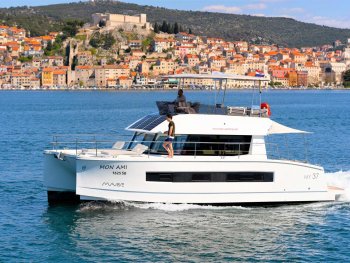 Yacht Booking, Yacht Reservation - Fountaine Pajot MY 37 - 3 cab. - Mon Ami