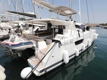 Prenájom jachty, dovolenka na jachte - Fountaine Pajot Astrea 42 - Bella V}