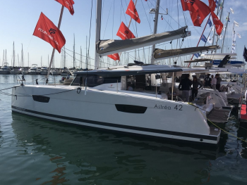 Pronájem jachty, dovolená na jachtě - Fountaine Pajot Astrea 42 - Mae Fee}