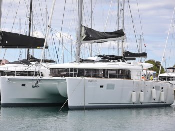 Yacht Booking, Yacht Reservation - Lagoon 450 F - MUST HAVE