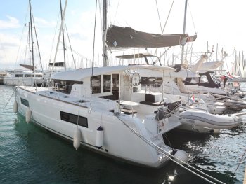 Yacht Booking, Yacht Reservation - Lagoon 40 - NINA II