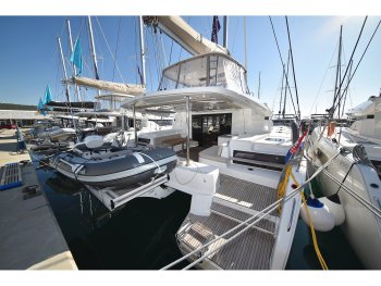 Yacht Booking, Yacht Reservation - Lagoon 50 - SHADOW}