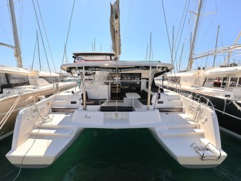 Yacht Booking, Yacht Reservation - Lagoon 42 - ZEUS
