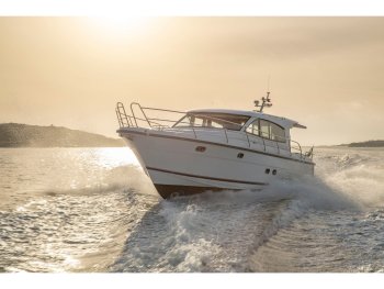 Yacht Booking, Yacht Reservation - Nimbus 405 Coupe - BONBON