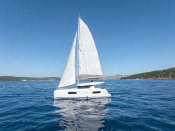 Pronájem jachty, dovolená na jachtě - Lagoon 38 - FURIA