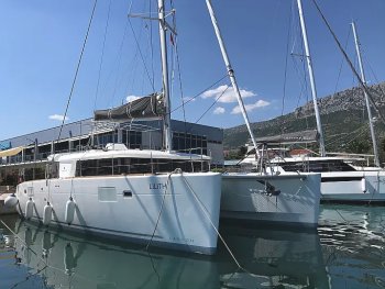 Yacht Booking, Yacht Reservation - Lagoon 450 F - LILITH