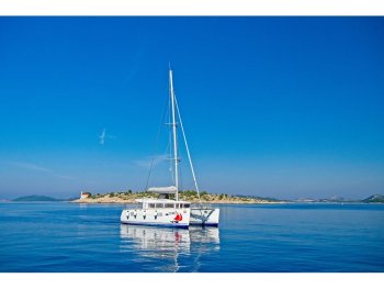 Yacht Booking, Yacht Reservation - Lagoon 400 - MH 32